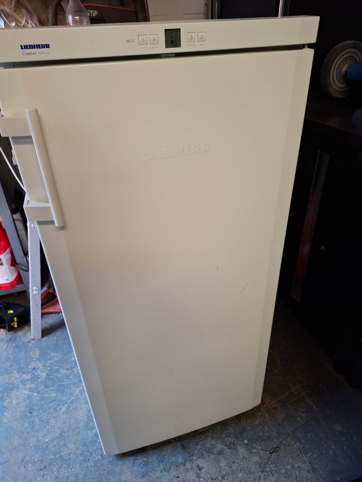 Vrieskast Liebherr No frost in prima staat 125x60x60 HxBxD, Ophalen of Verzenden, Zo goed als nieuw