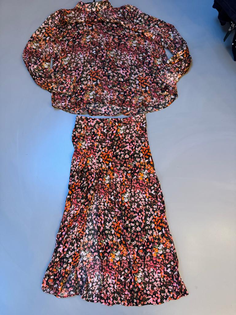 Zomerse bloemen blouse en rok set met sexy split, Kleding | Dames, Overige kleuren, Ophalen of Verzenden, Zo goed als nieuw, Maat 36 (S)
