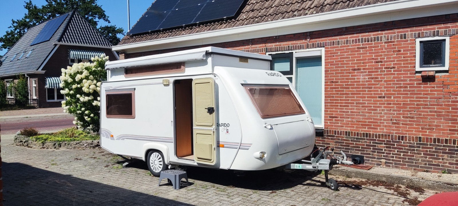 Rapido club 38 bij 2001, Caravans en Kamperen, Standaardzit, Luifel, 4 tot 5 meter, Tot en met 4