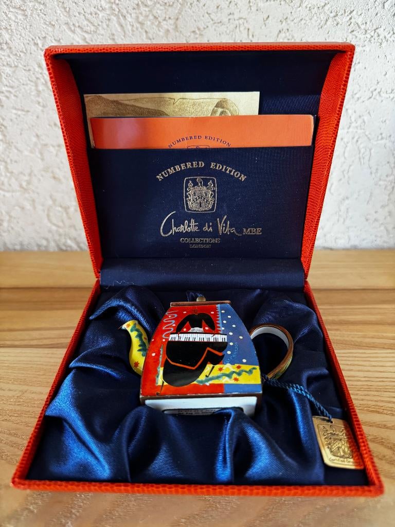 Charlotte di Vita, Ophalen of Verzenden, Zo goed als nieuw, Porselein, Overige typen