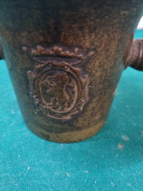 -	Vijzel met stamper brons antiek, Ophalen of Verzenden