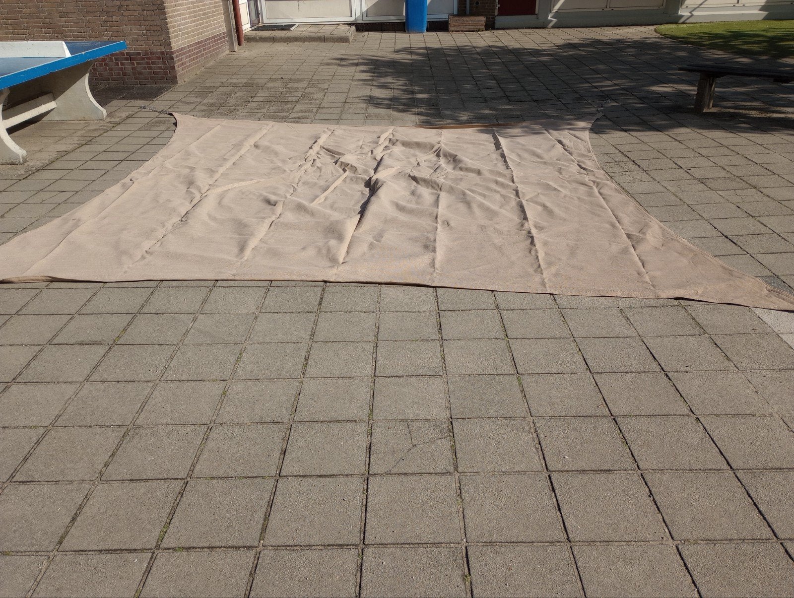 Schaduwdoek 5x5 meter met palen en spanners, Ophalen