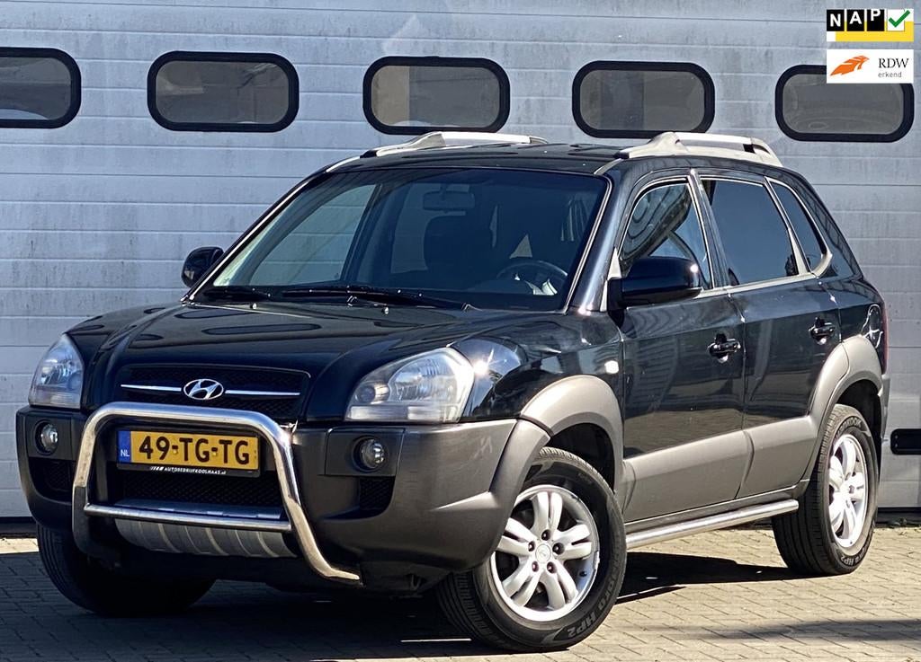 Hyundai Tucson 2.0i Style AIRCO 1STE EIGENAAR, Gebruikt, 4 cilinders, Zwart, Origineel Nederlands
