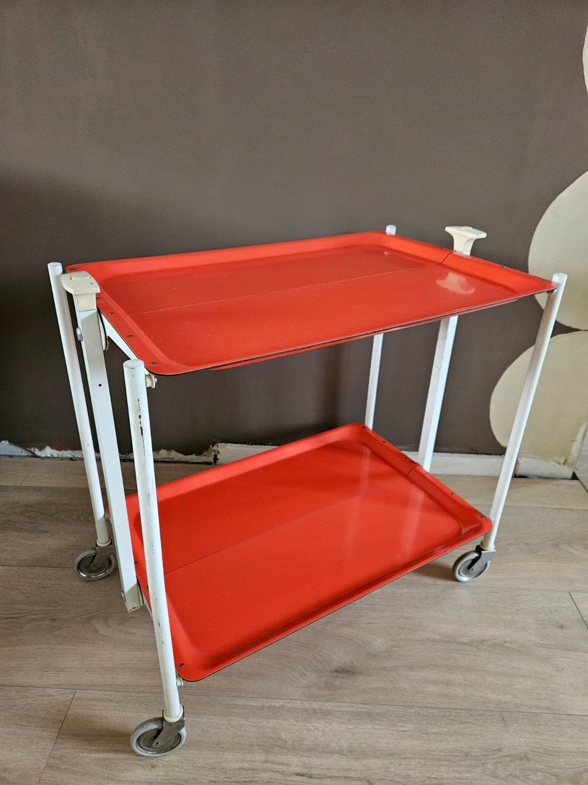 Vintage serveerwagen/theewagen, oranje metaal, inklapbaar, Ophalen