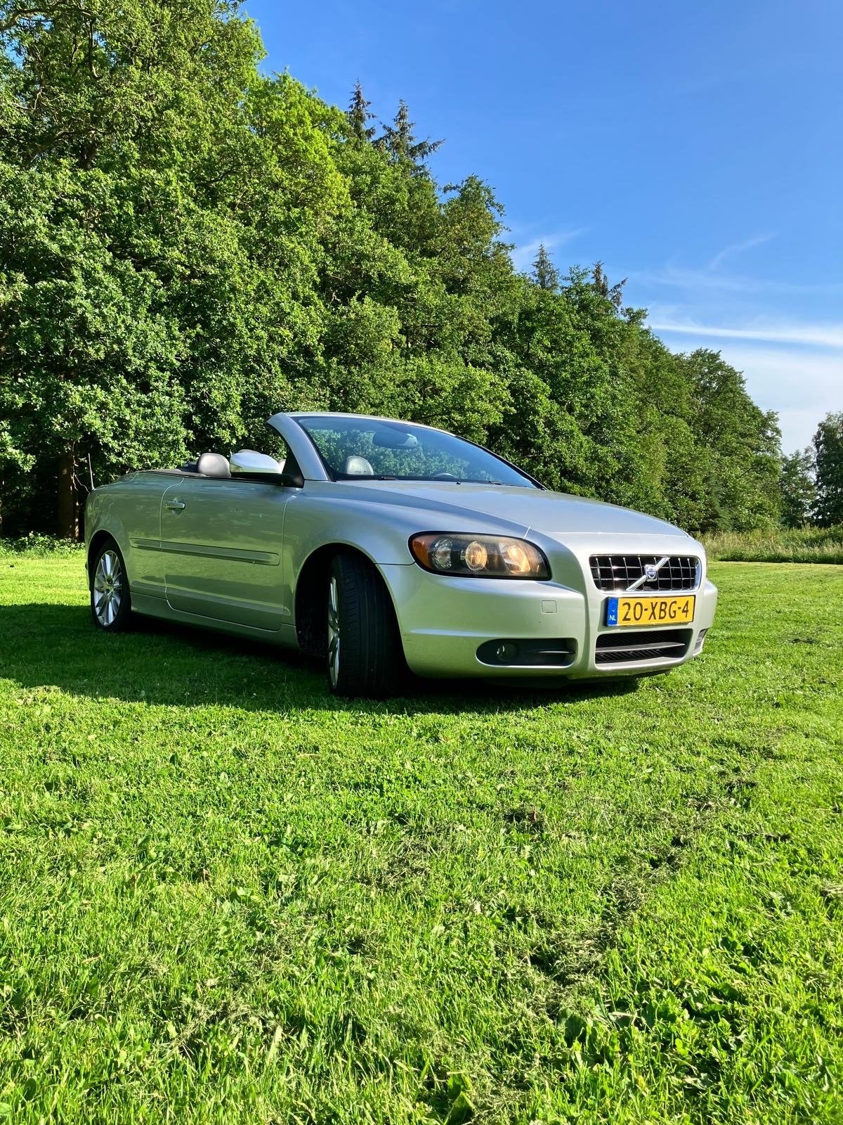 Volvo C70 2.4 140PK 2006 Grijs, Auto's, Volvo, Voorwielaandrijving, C70, Cabriolet, 4 stoelen