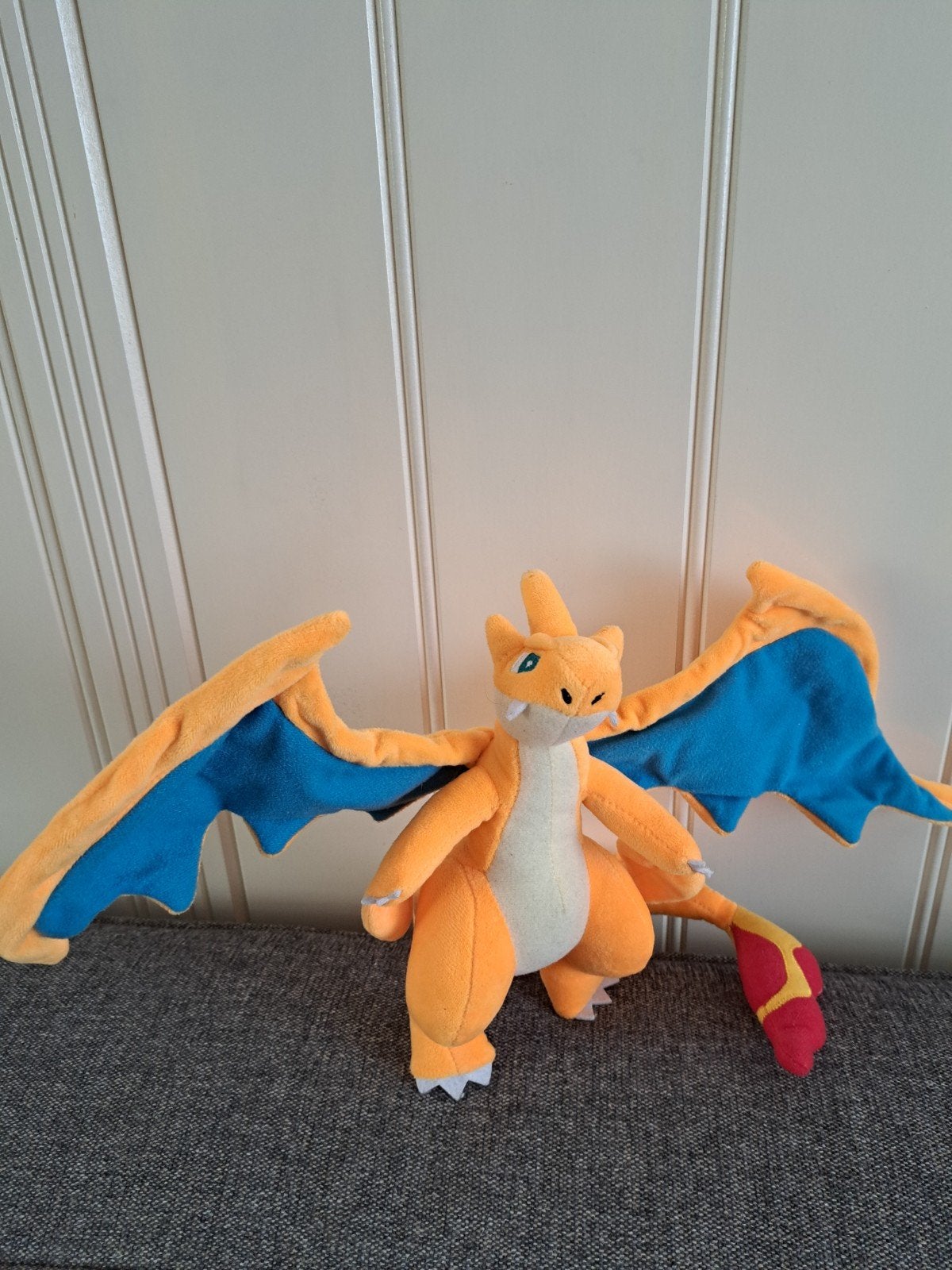 192.  Pokémon Charizard knuffel - 23cm, Ophalen of Verzenden
