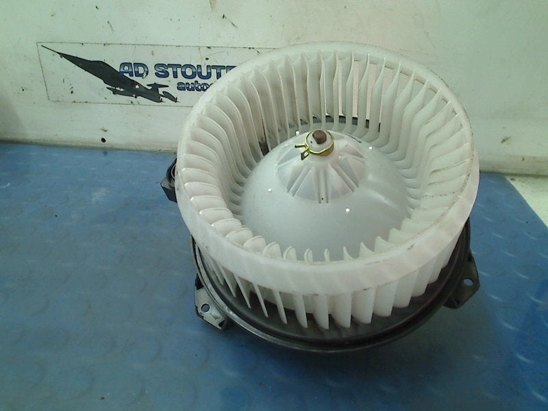 Kachel Ventilatormotor Land Cruiser 100 (J10) 2003, Gebruikt, Kundenbetreuung@toyota.de, Toyota-Allee 2, Köln 50858, , Duitsland