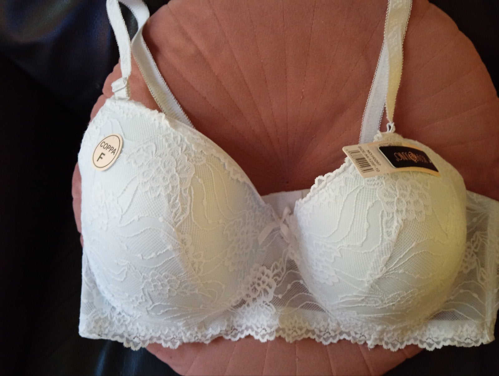 2 nieuwe bh's   115F, Kleding | Dames, Ophalen of Verzenden, BH