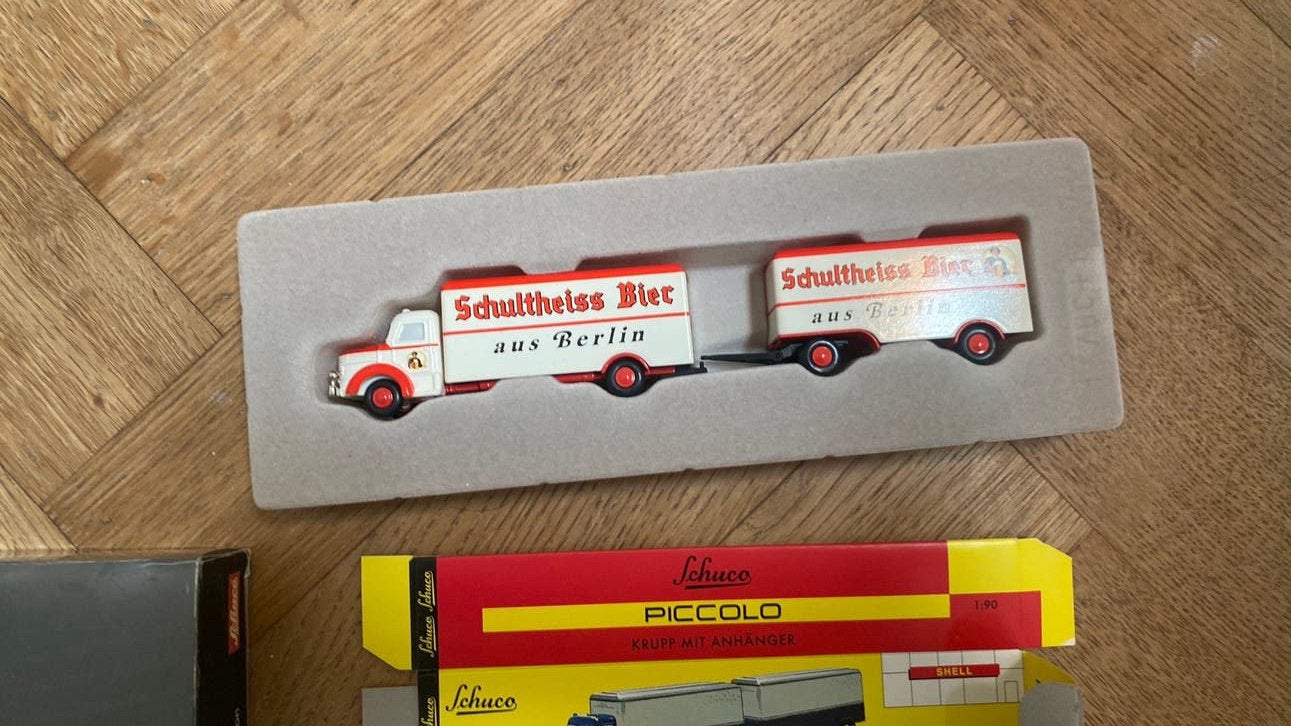 Schuco Piccolo Krupp met aanhanger “Schultneiss Bier” ovp, Ophalen of Verzenden, Zo goed als nieuw, Bus of Vrachtwagen, Schuco