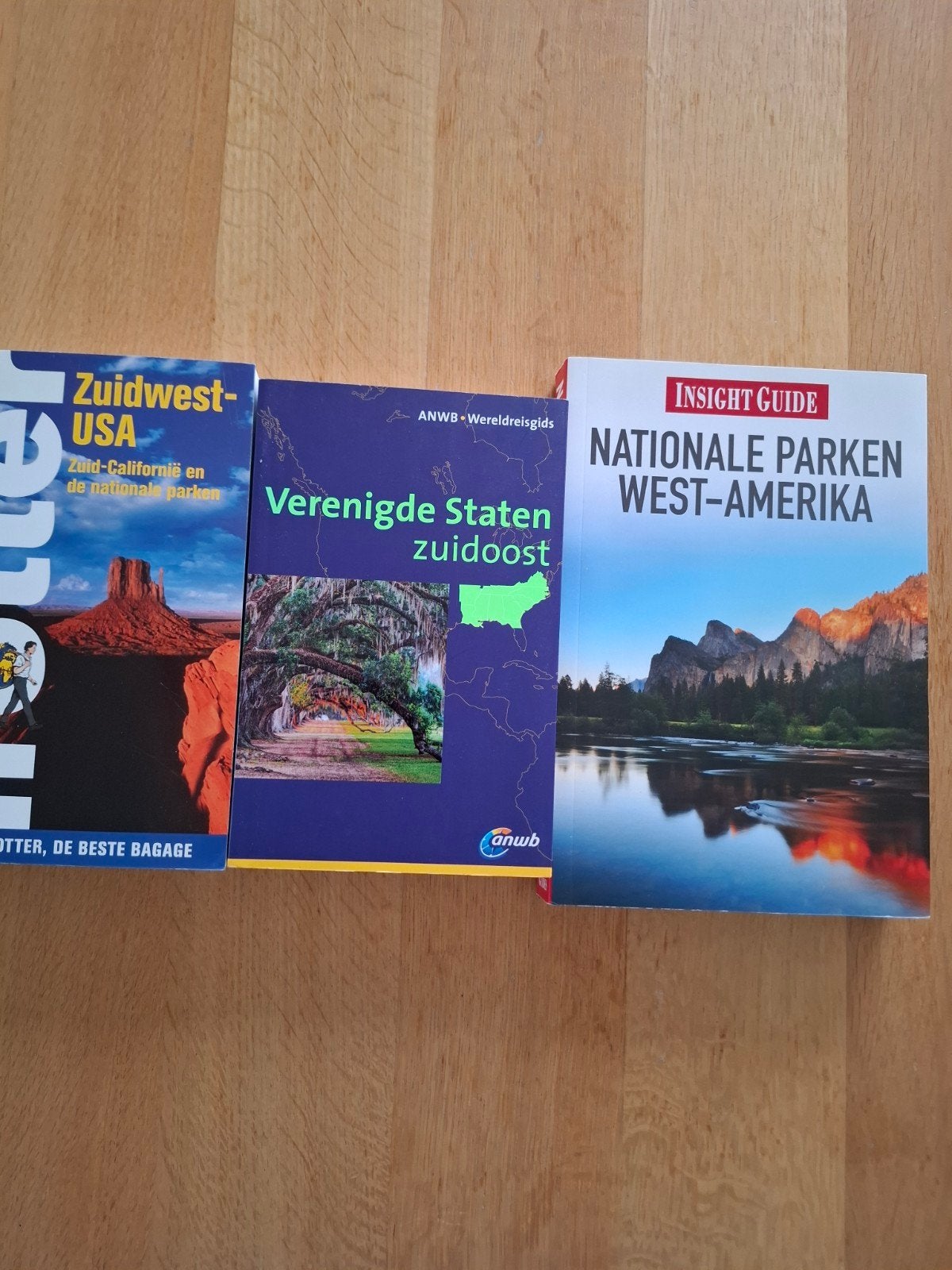 Amerika - 3 reisgidsen, Overige merken, Ophalen of Verzenden, Zo goed als nieuw, Reisgids of -boek