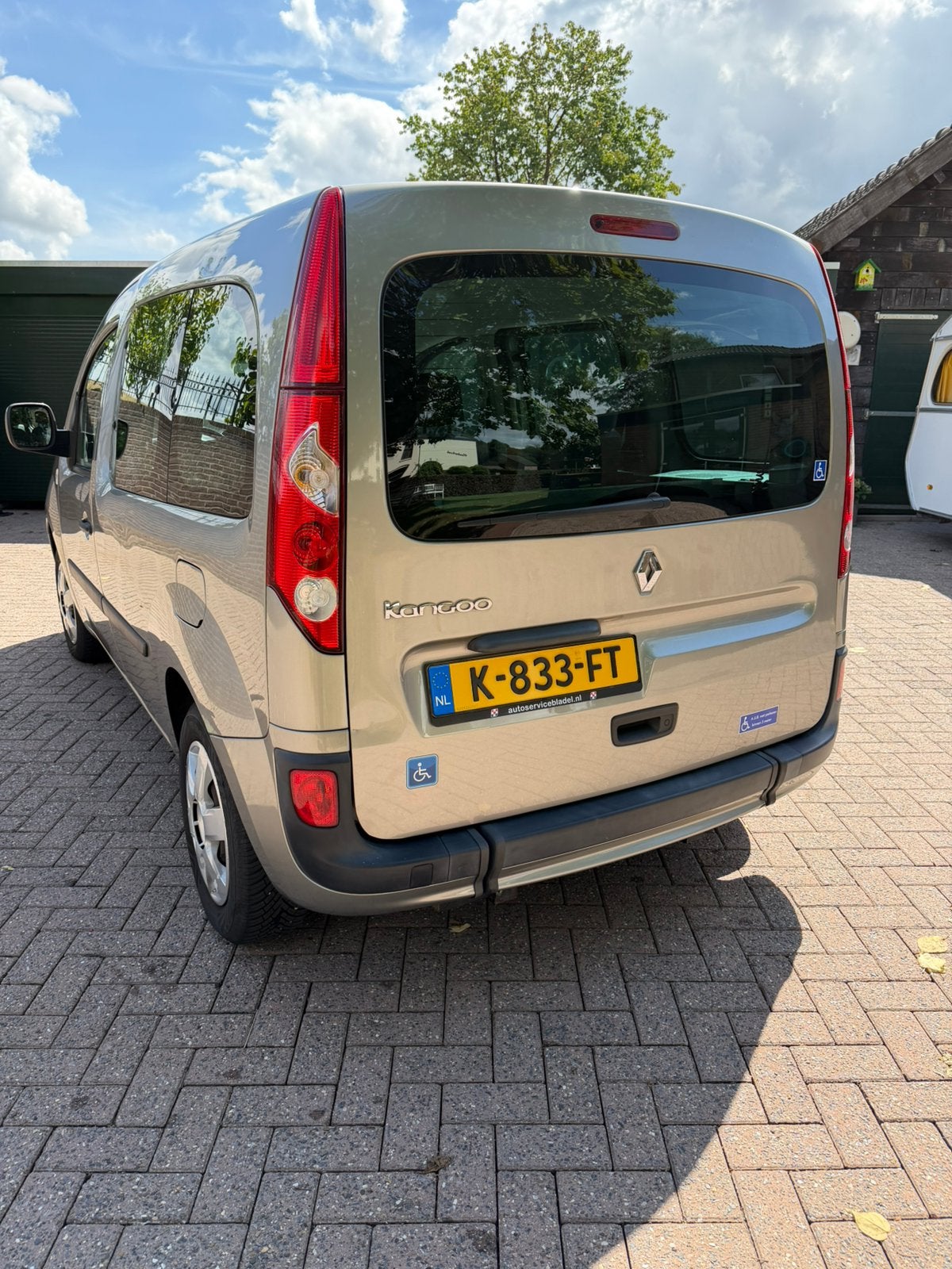 rolstoel Renault Kangoo 1.6 16V 78KW Family 2011 Grijs, Auto's, 1350 kg, 4 cilinders, Handgeschakeld, Kangoo