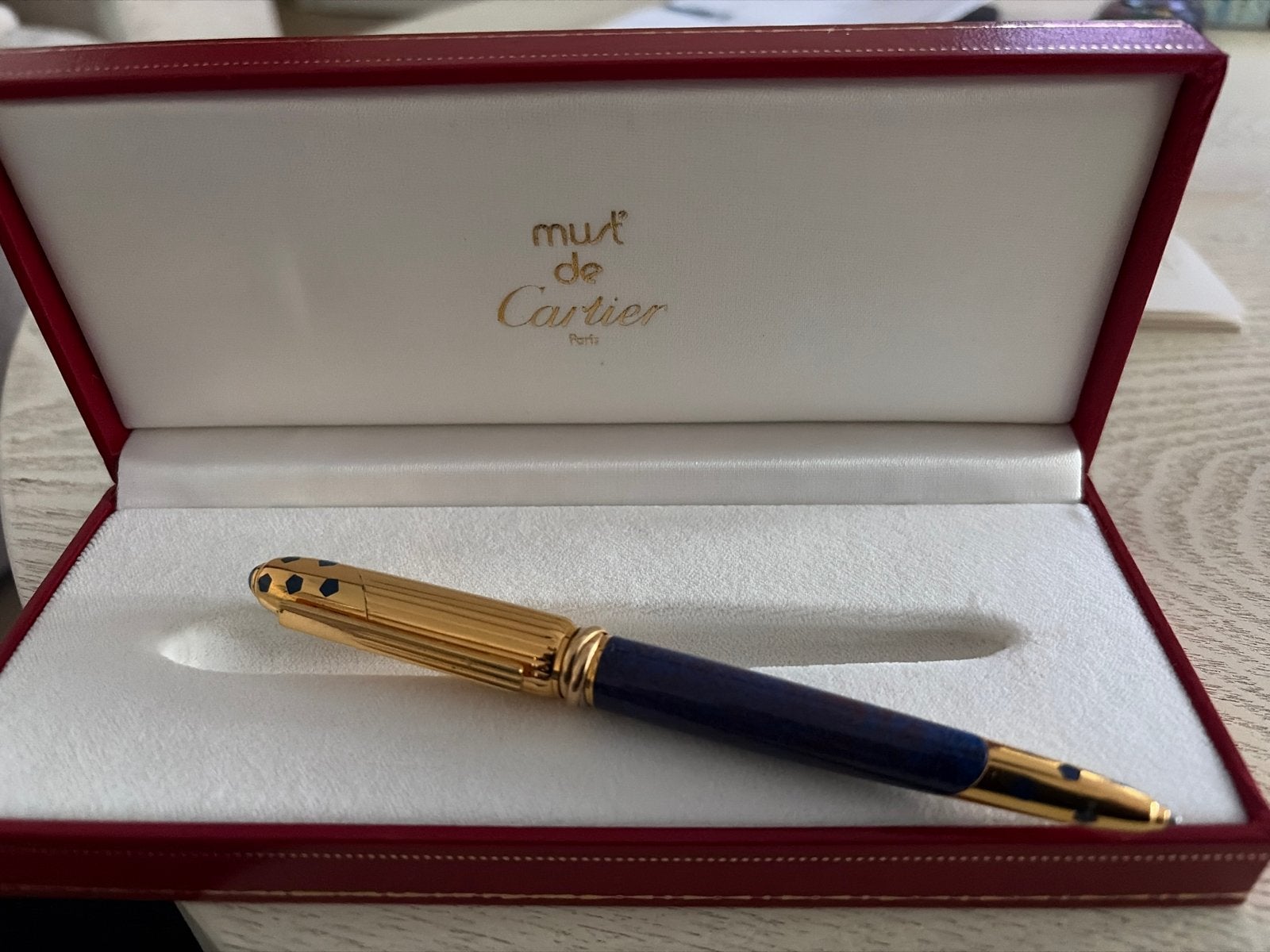 Must de Cartier Balpen - Blauw met Gouden Details, Verzamelen, Overige merken, Balpen, Met doosje, Ophalen of Verzenden