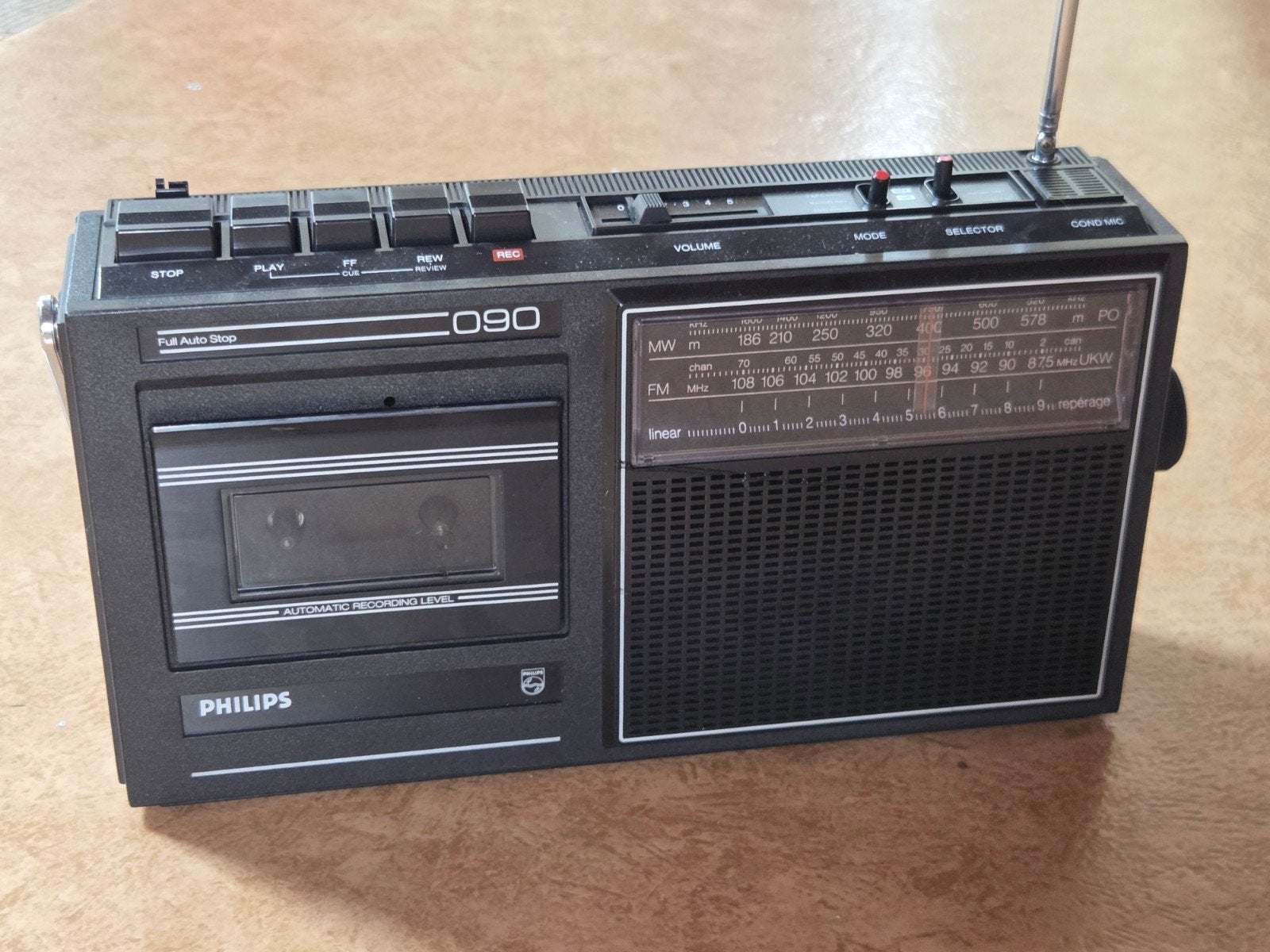 Philips D90 Radio Cassette Recorder - Vintage, Audio, Tv en Foto, Verzenden, Gebruikt, Radio