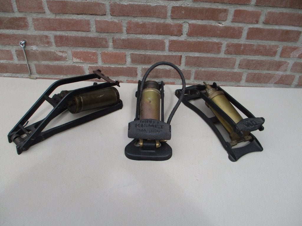 3 Antieke koperen bandenpompen., Antiek en Kunst, Antiek | Gereedschap en Instrumenten, Ophalen of Verzenden