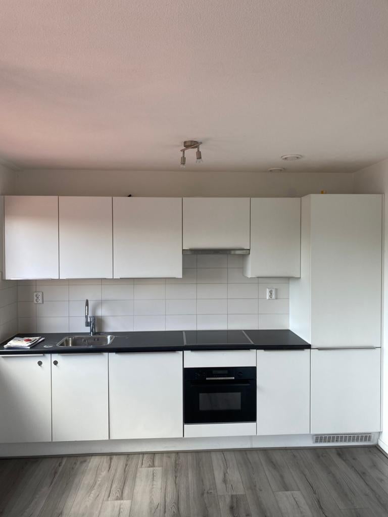 Volledige keuken met bosch keukenapparaten, Ophalen, Zo goed als nieuw, Wit, Enkelwandige keuken