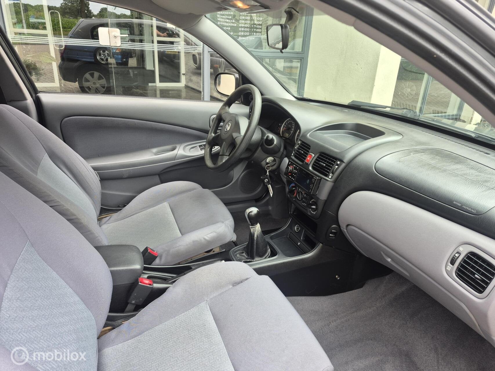 Nissan Almera 1.5 Acenta 3DRS, '03|Airco|Elekt,pakket!, Auto's, 1145 kg, 4 cilinders, 49 €/maand, Handgeschakeld