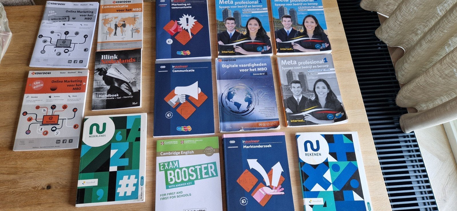 Studieboekenset MBO 4, marketing en communicatie, Boeken, Ophalen of Verzenden