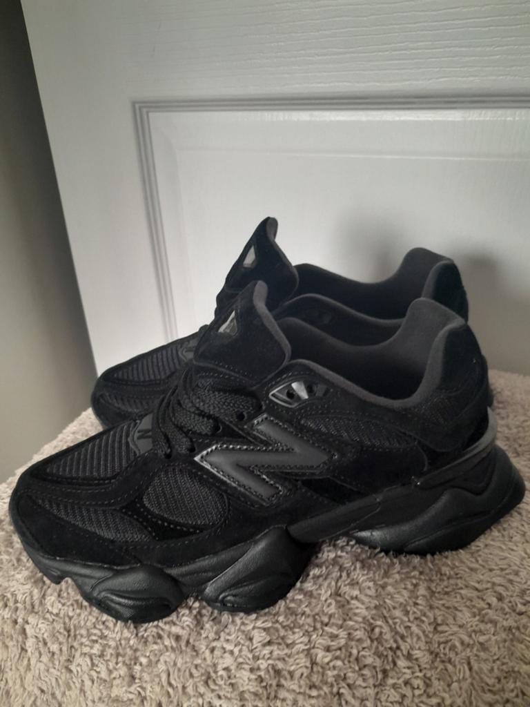 New balance 9060 mt 38, Kleding | Dames, Schoenen, Ophalen of Verzenden, Nieuw, Sneakers of Gympen