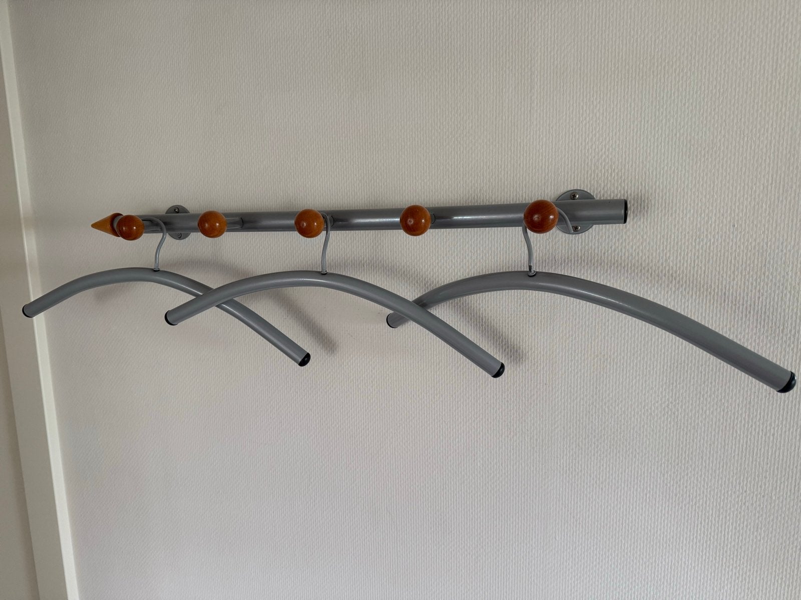 Wandkapstok met hangers - Modern design, Wandkapstok, Gebruikt, Ophalen of Verzenden, Minder dan 100 cm