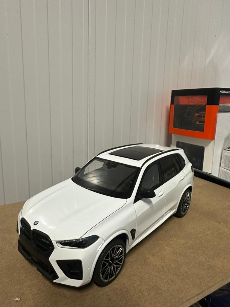 BMW X5 M G05 modelauto 1:18 diecast, Hobby en Vrije tijd, Modelauto's | 1:18, Ophalen of Verzenden, Zo goed als nieuw, Auto, Overige merken