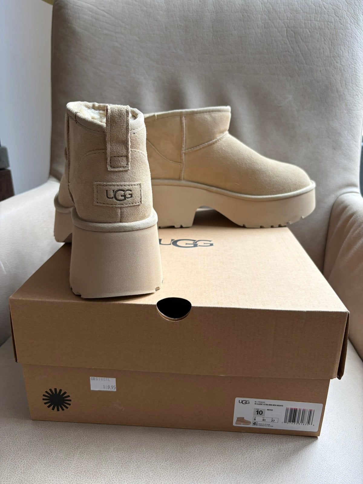 Ugg mini classic ultra new heights 41 10 Ugg boots laarzen, Ophalen of Verzenden, Nieuw, Bruin