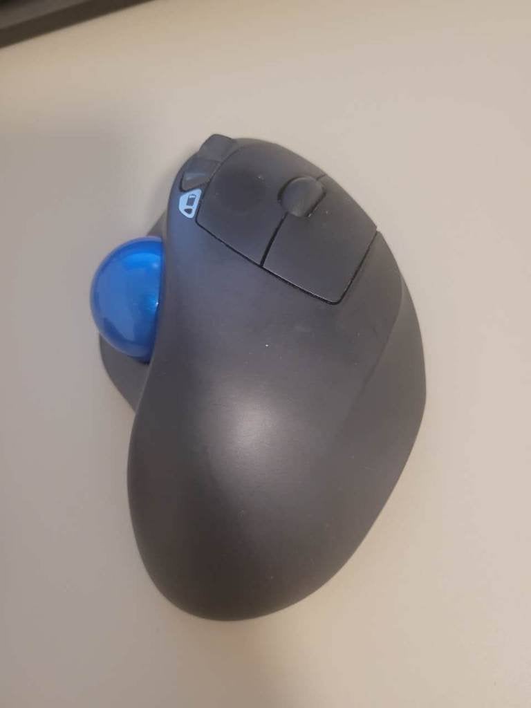Logitech M570 Trackball mouse, Computers en Software, Muizen, Ophalen, Muis, Ergonomisch, Zo goed als nieuw