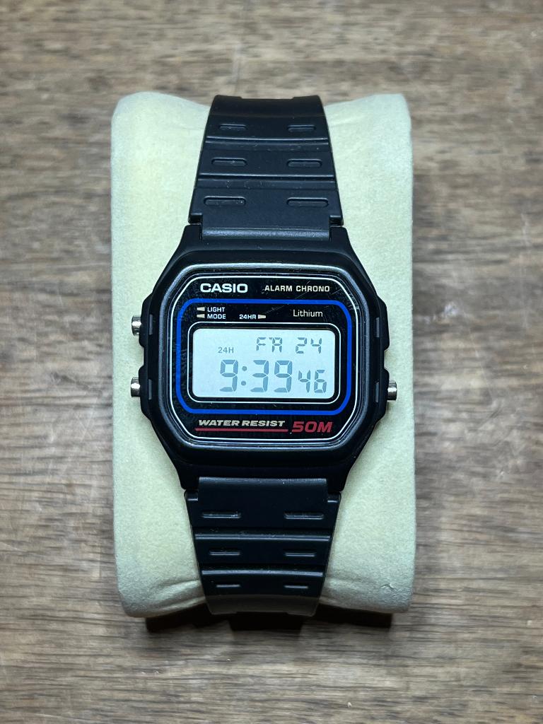 Casio W-59, Ophalen of Verzenden, Zo goed als nieuw