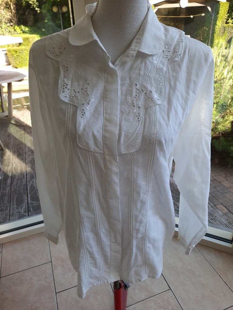 Charmante blouse GEIGER - 44, Verzenden, Wit, Maat 42/44 (L), Zo goed als nieuw