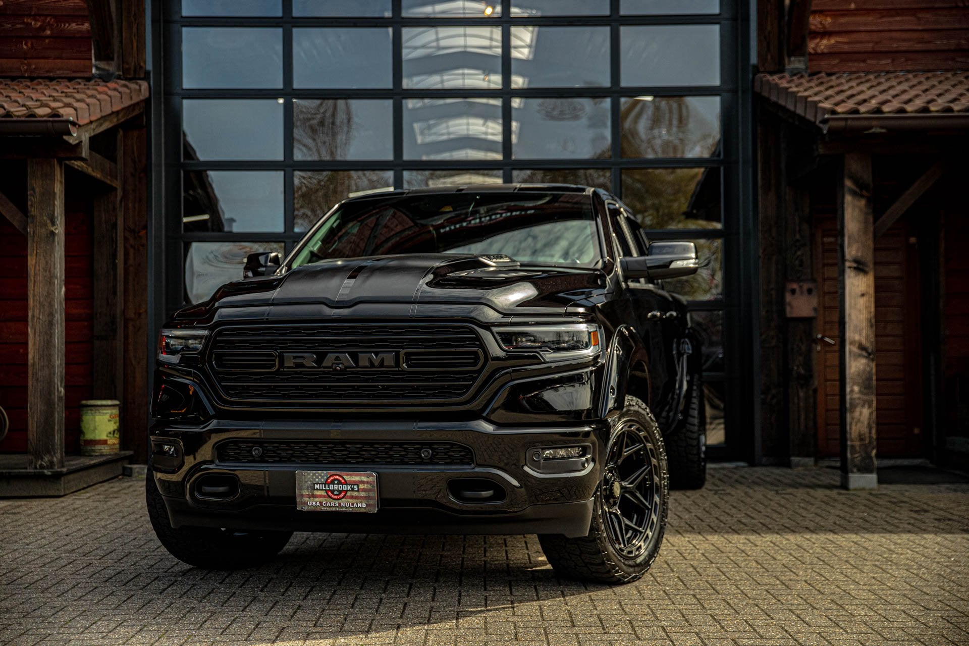 Dodge Ram 1500 5.7 V8 4x4 Crew Cab Limited | LPG | Lucht ver, Automaat, Gebruikt, 5654 cc, 402 pk