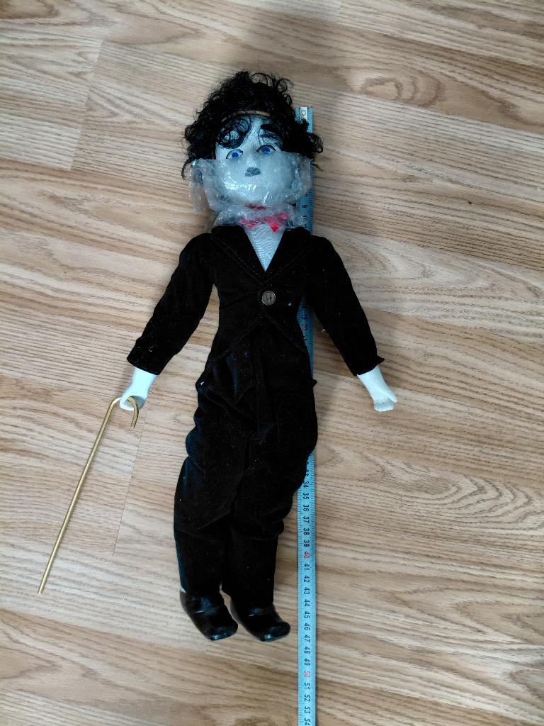 Charlie Chaplin pop, Verzamelen, Poppen, Ophalen of Verzenden, Zo goed als nieuw, Pop