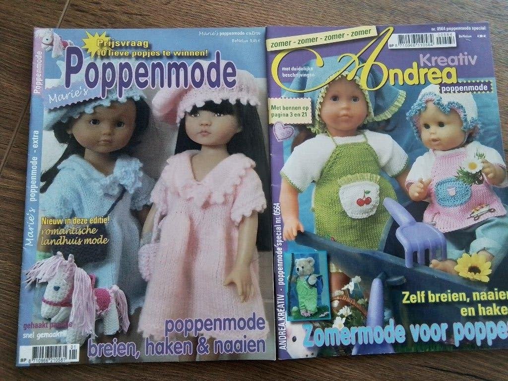 2 boekjes poppen mode, breien haken en naaien, Ophalen of Verzenden, Zo goed als nieuw, Breien of Haken, Patroon of Boek