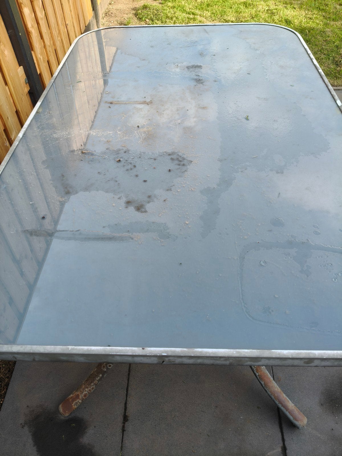 Tuintafel gratis ophalen, Ophalen of Verzenden, Gebruikt, Rechthoekig, Metaal
