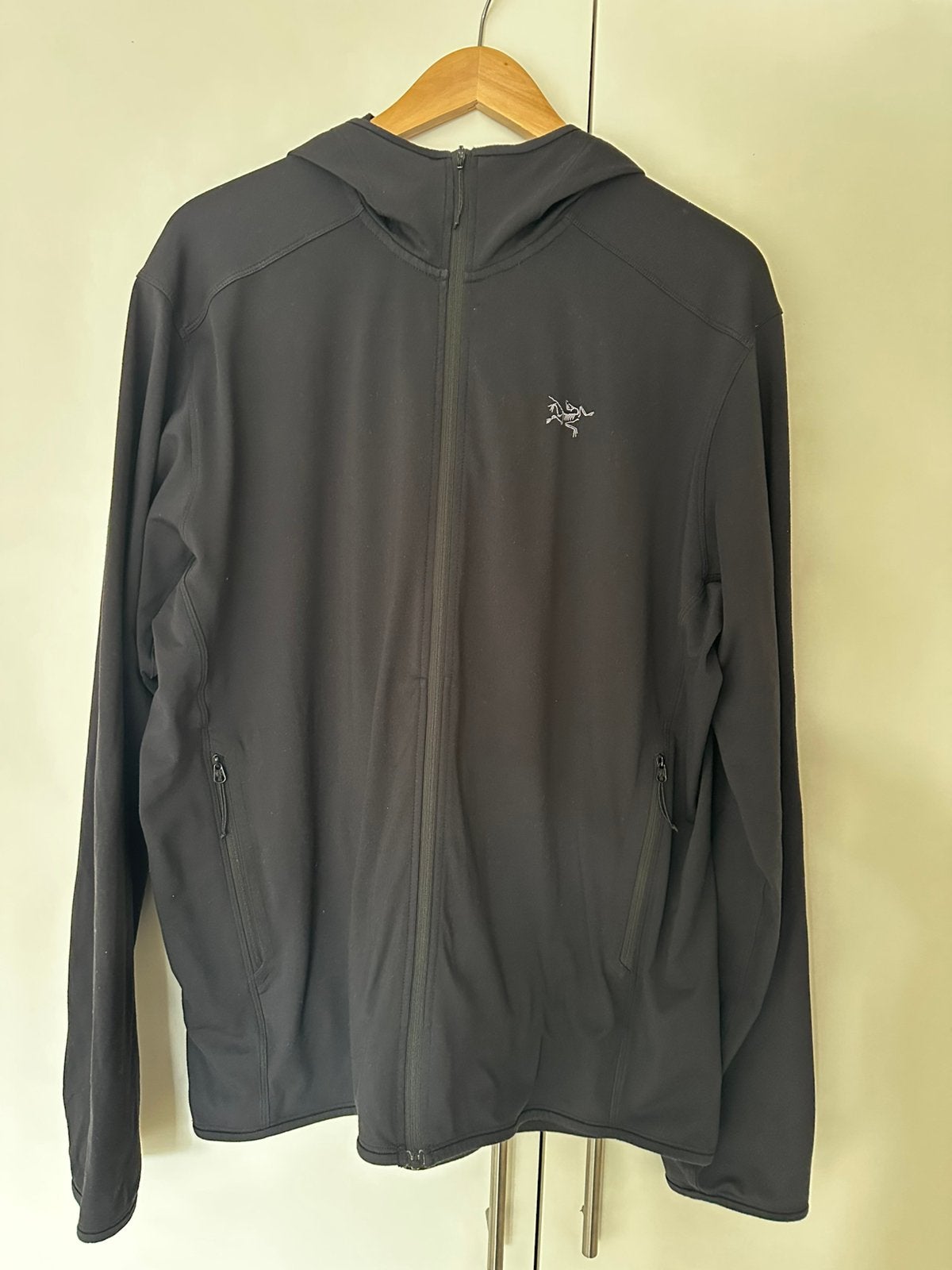 Arc'teryx Kyanite Lightweight Hoody, zwart maat M., Ophalen of Verzenden, Zo goed als nieuw, Zwart