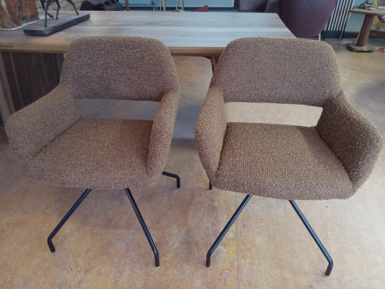2 nieuwe eetkamerstoelen terra bouclé, Ophalen, Nieuw, Overige kleuren, Stof