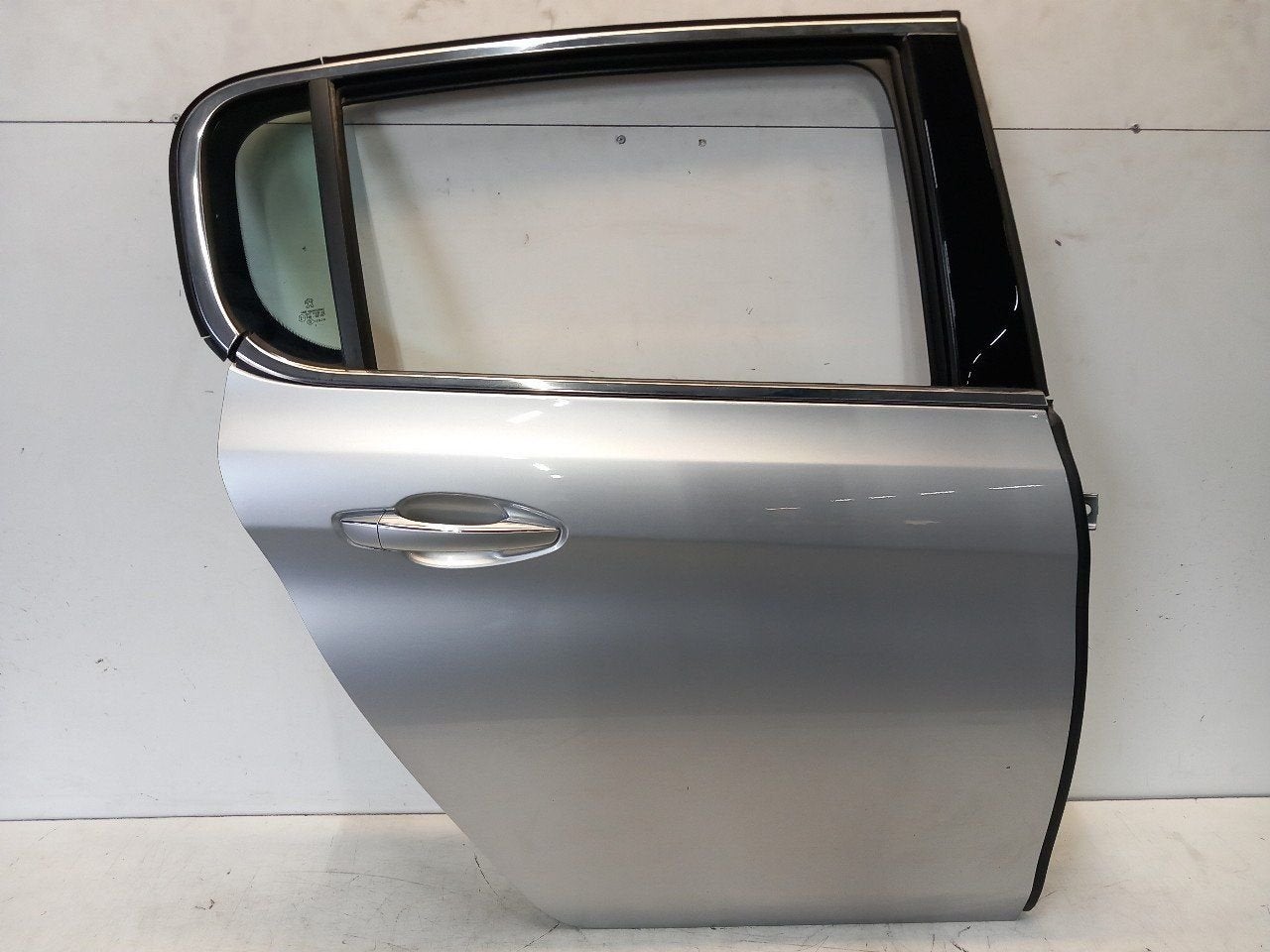 Portier rechts achter Peugeot 308, Auto-onderdelen, Onderdelen@venauto.nl, Van der Ven Autorecycling B.V., Gebruikt, Ettenseweg 76, 4706 PB Roosendaal, The Netherlands