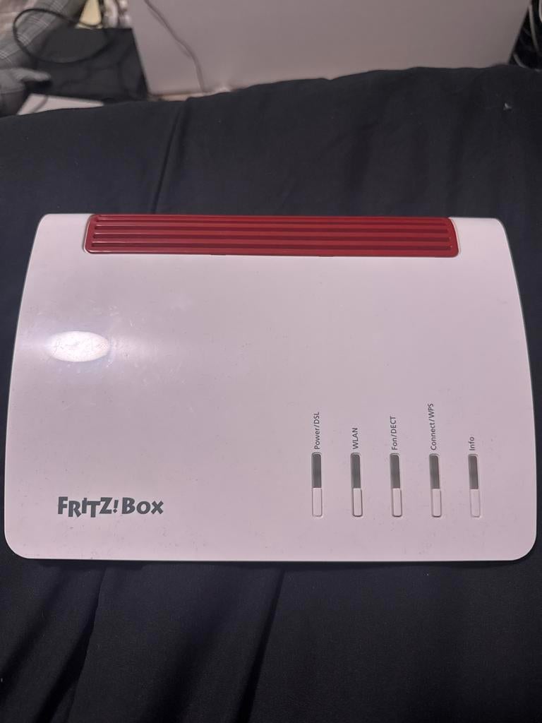 FRITZ!Box 7590 RI, Computers en Software, Routers en Modems, Ophalen, Zo goed als nieuw, Router