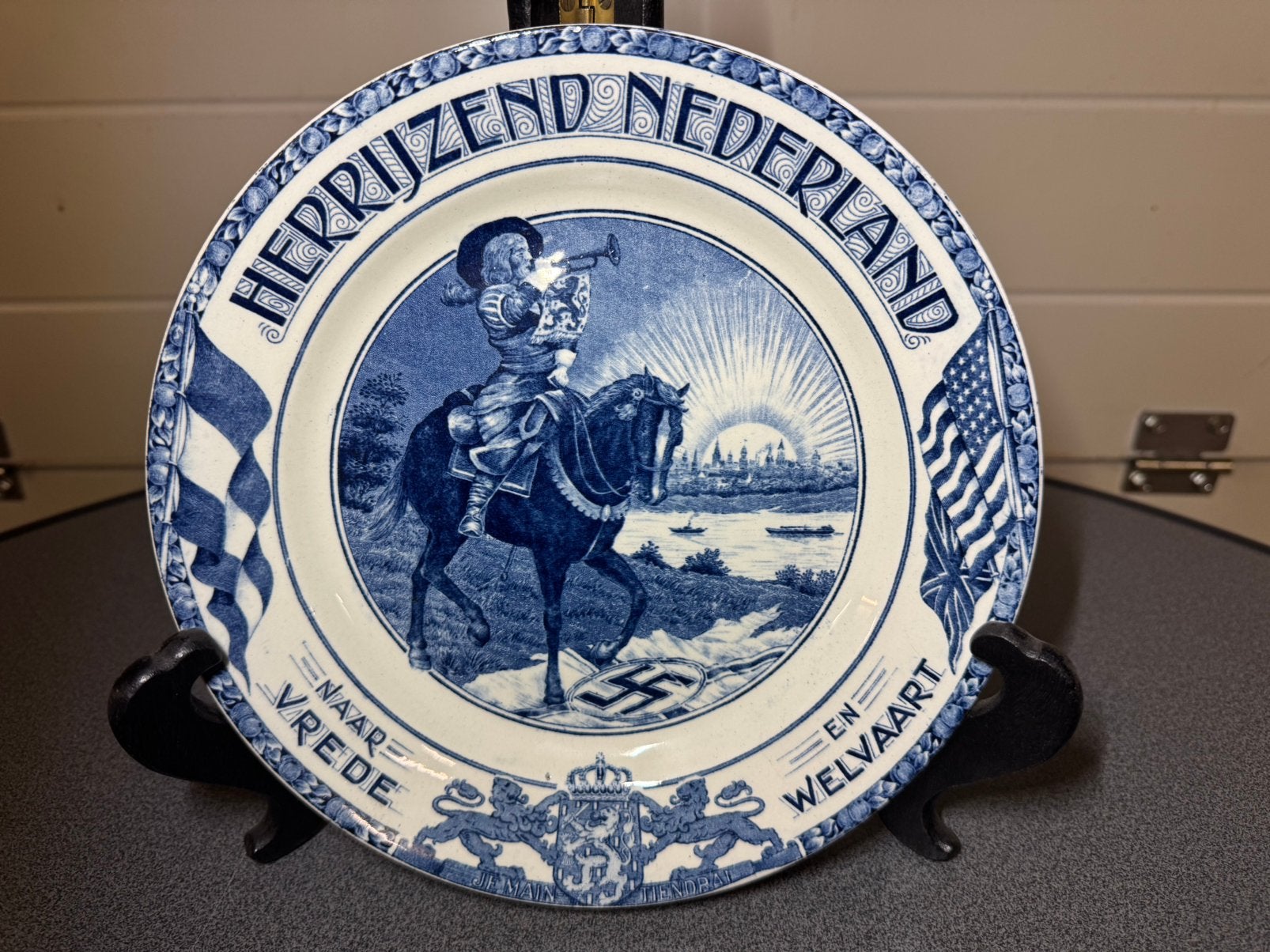 Origineel Bevrijdingsbord 1945 "Herrijzend Nederland", Antiek en Kunst, Ophalen of Verzenden