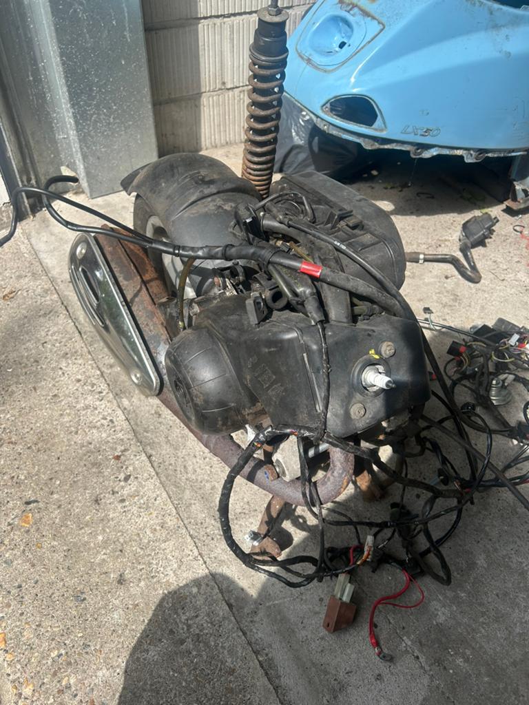 Piaggio 2t 50cc blok plug en play, Fietsen en Brommers, Brommeronderdelen | Scooters, Ophalen of Verzenden, Gebruikt, Blok, Piaggio