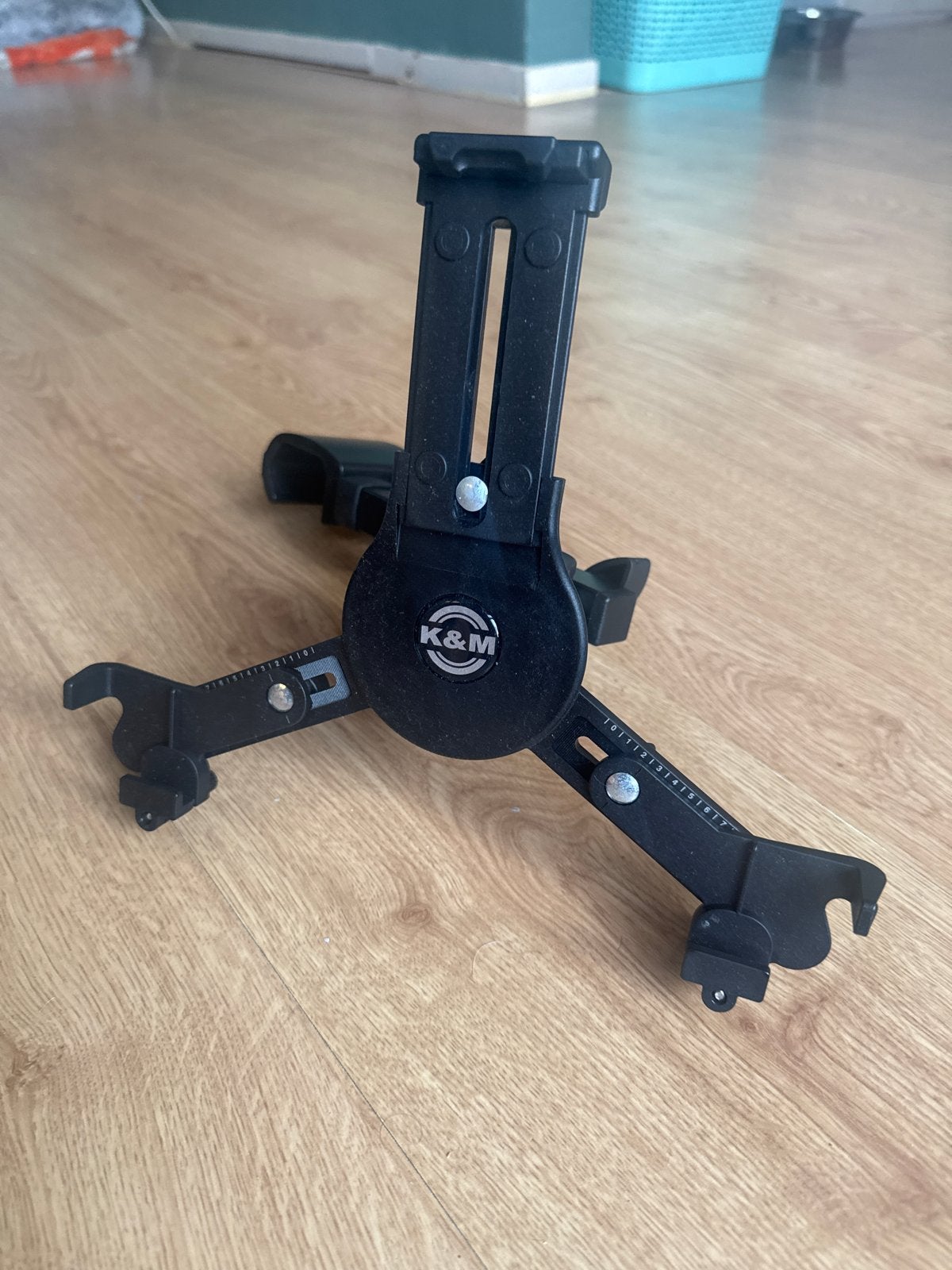 K&M Tablet PC Houder - Universeel, Computers en Software, Android Tablets, Gebruikt, Ophalen