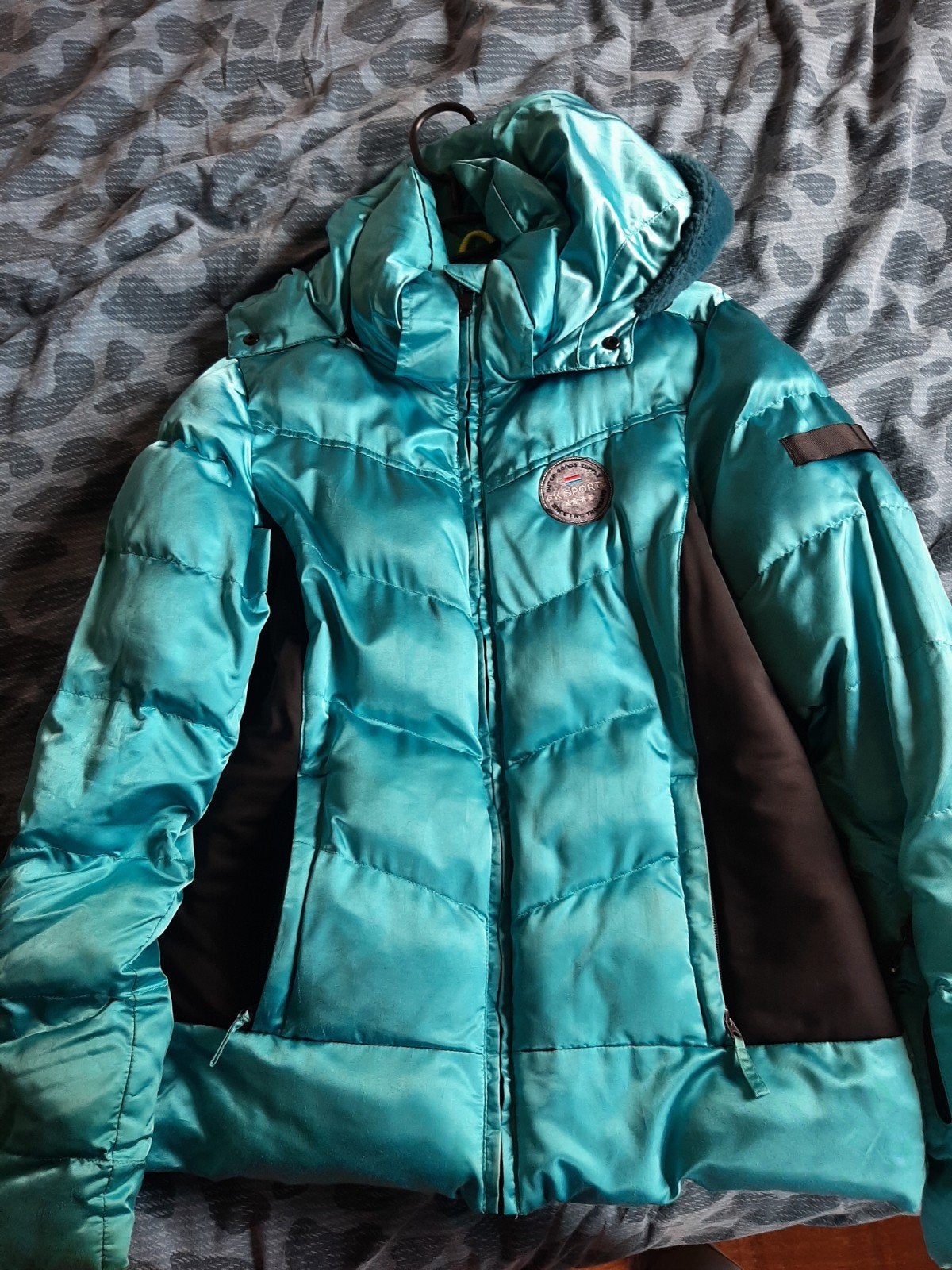 Paardenspullen te koop, Kleding | Dames, Wintersportkleding, Zo goed als nieuw, Jack, Maat 38/40 (M), Ophalen of Verzenden