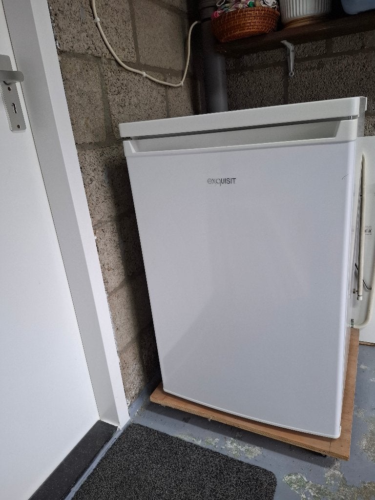 ijskast tafelmodel, Zonder vriesvak, 100 tot 150 liter, Zo goed als nieuw, 45 tot 60 cm