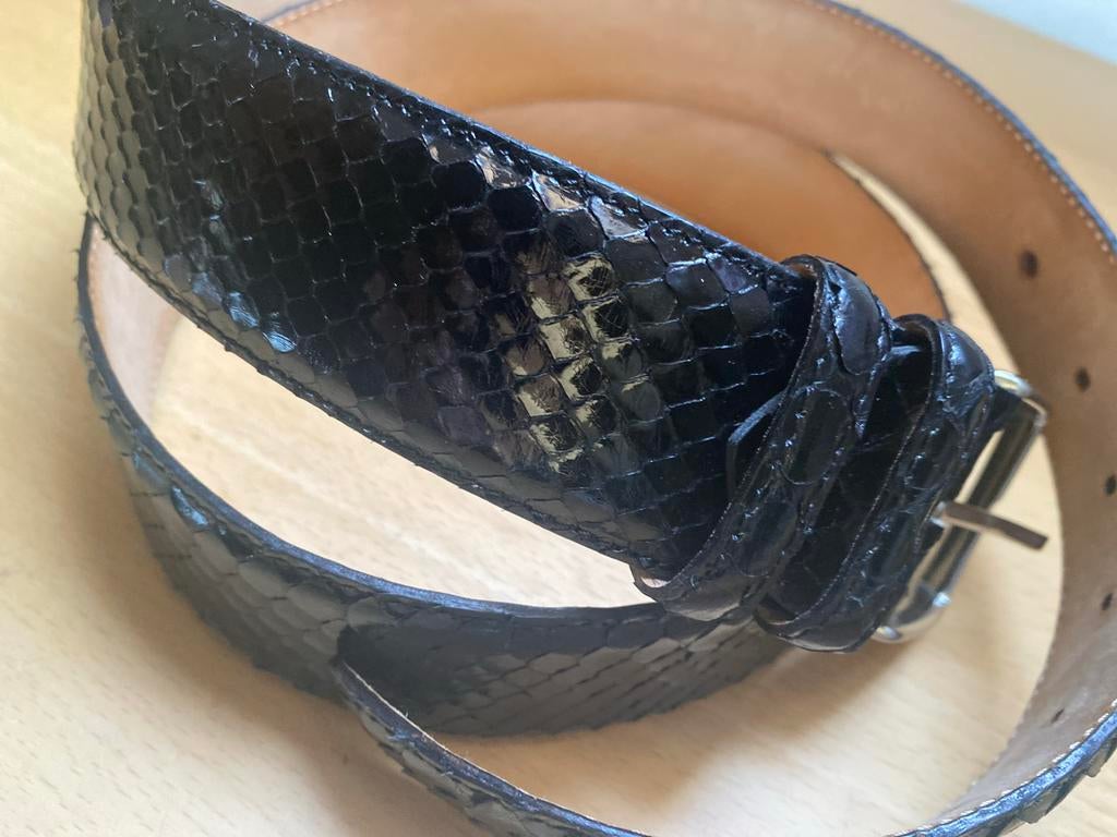 Zwarte leren python Italiaanse riem xl 128 cm lang, Kleding | Heren, Riemen en Ceinturen, Zo goed als nieuw, Riem of Ceintuur