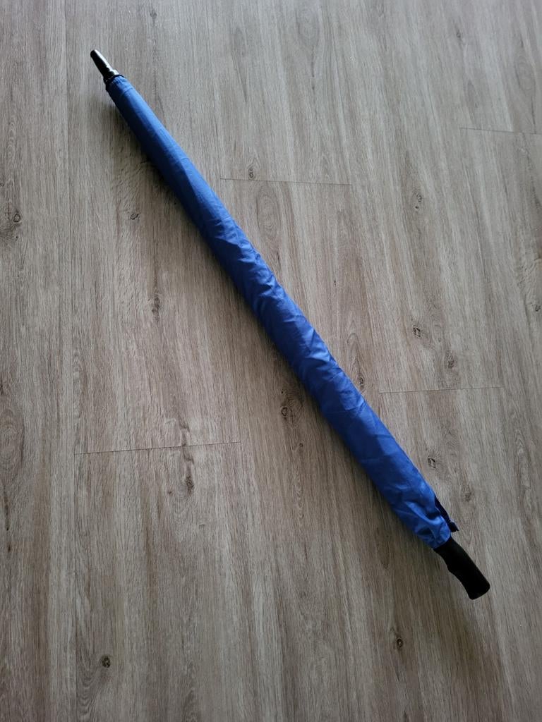 Blauwe paraplu met hoes, Ophalen, Zo goed als nieuw, Blauw