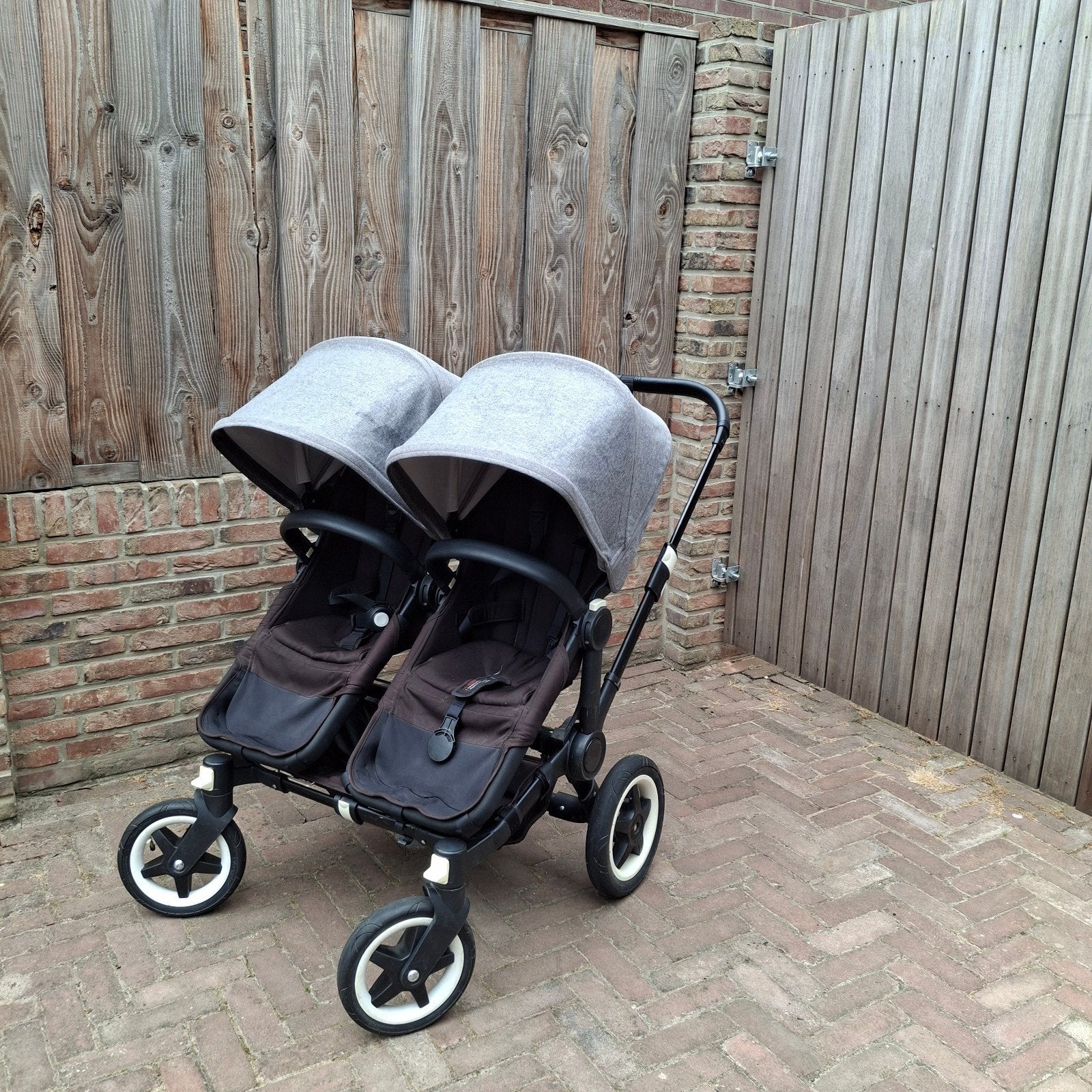Bugaboo Donkey tweeling/duo wagen, Ophalen, Zo goed als nieuw, Combiwagen, Duowagen