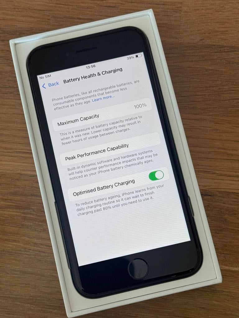 iPhone SE 3 (2022) 64gb | zwart | ongebruikt, Ophalen of Verzenden, Zo goed als nieuw, Apple inc, Apple support