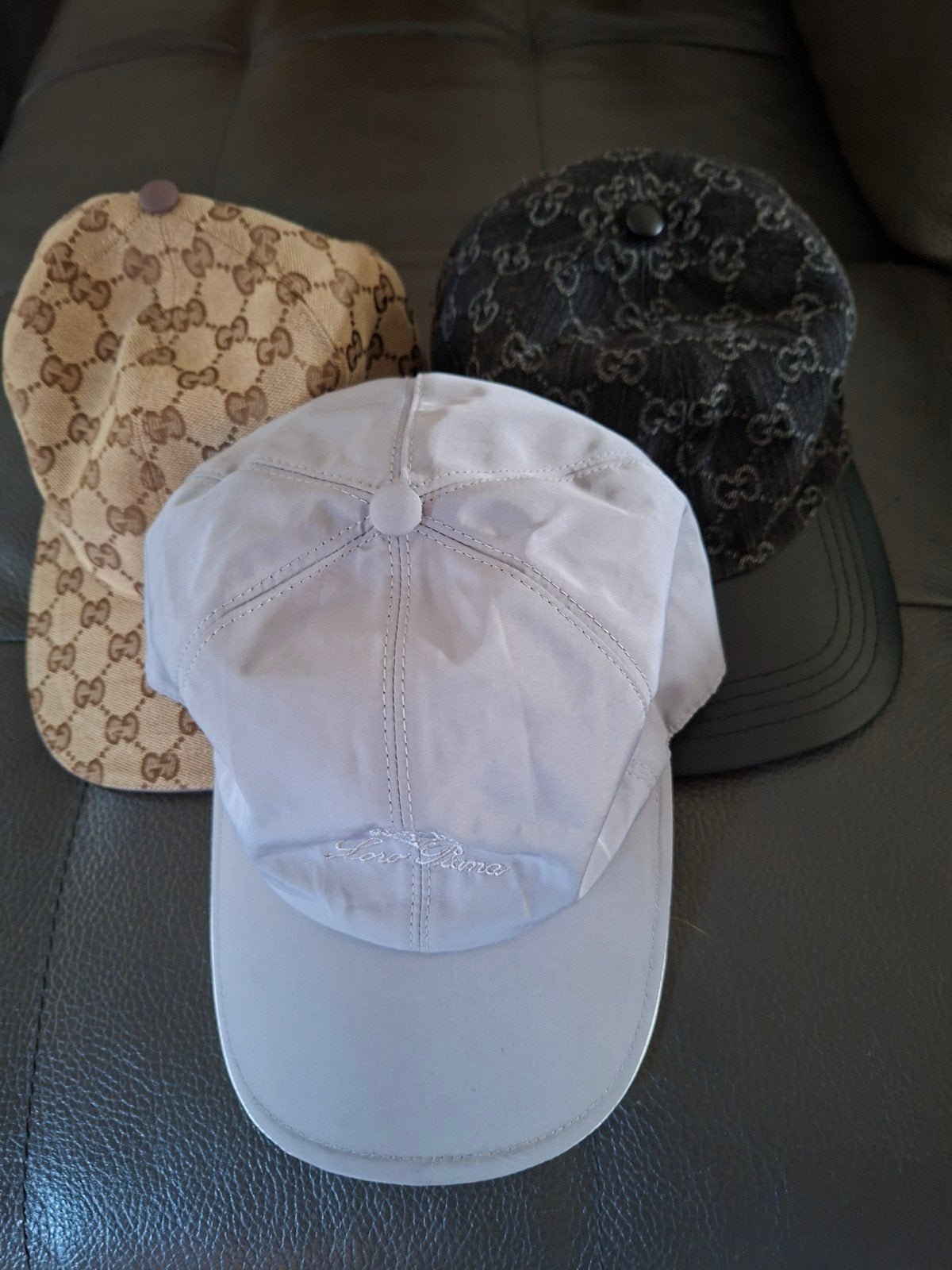 Set van 3 Designer Petten: Gucci en Loro Piana, Kleding | Heren, Hoeden en Petten, Gucci, Loro Piana, One size fits all, Ophalen of Verzenden