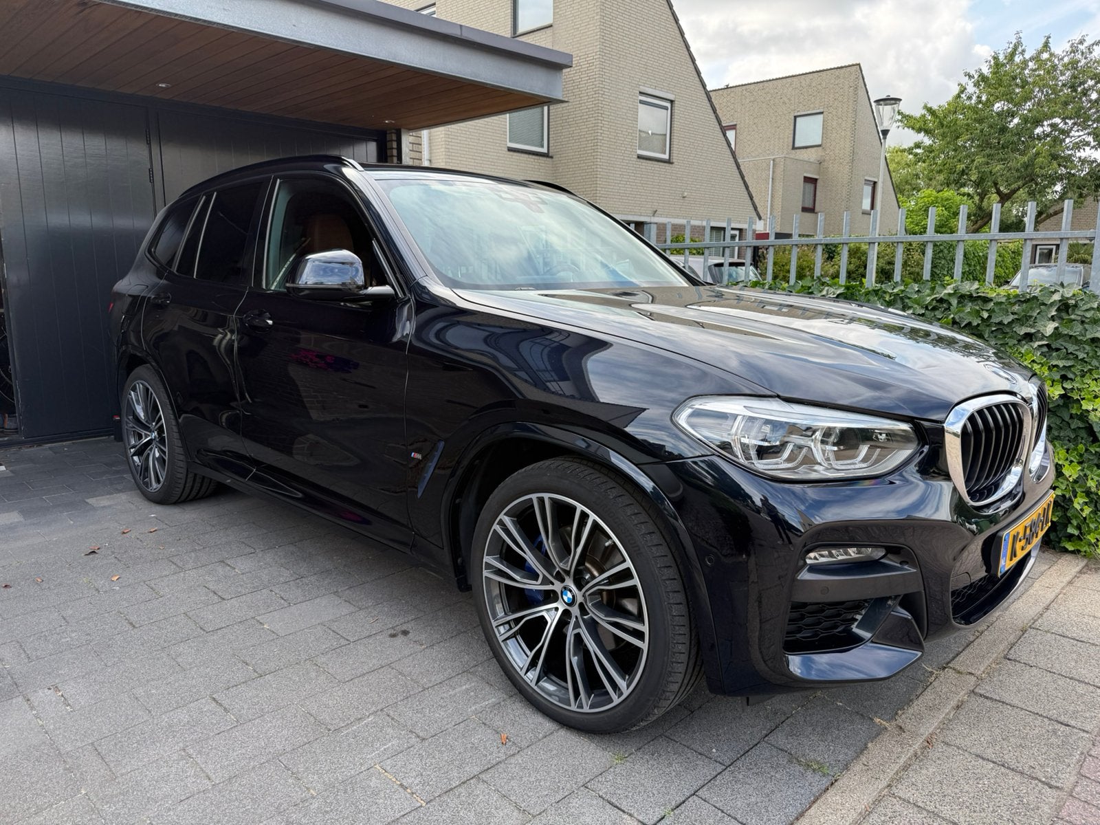 BMW X3 Xdrive30e 292pk Aut 2021 Carbonschwarz, Auto's, BMW, 1998 cc, 4 cilinders, 2000 kg, Zwart