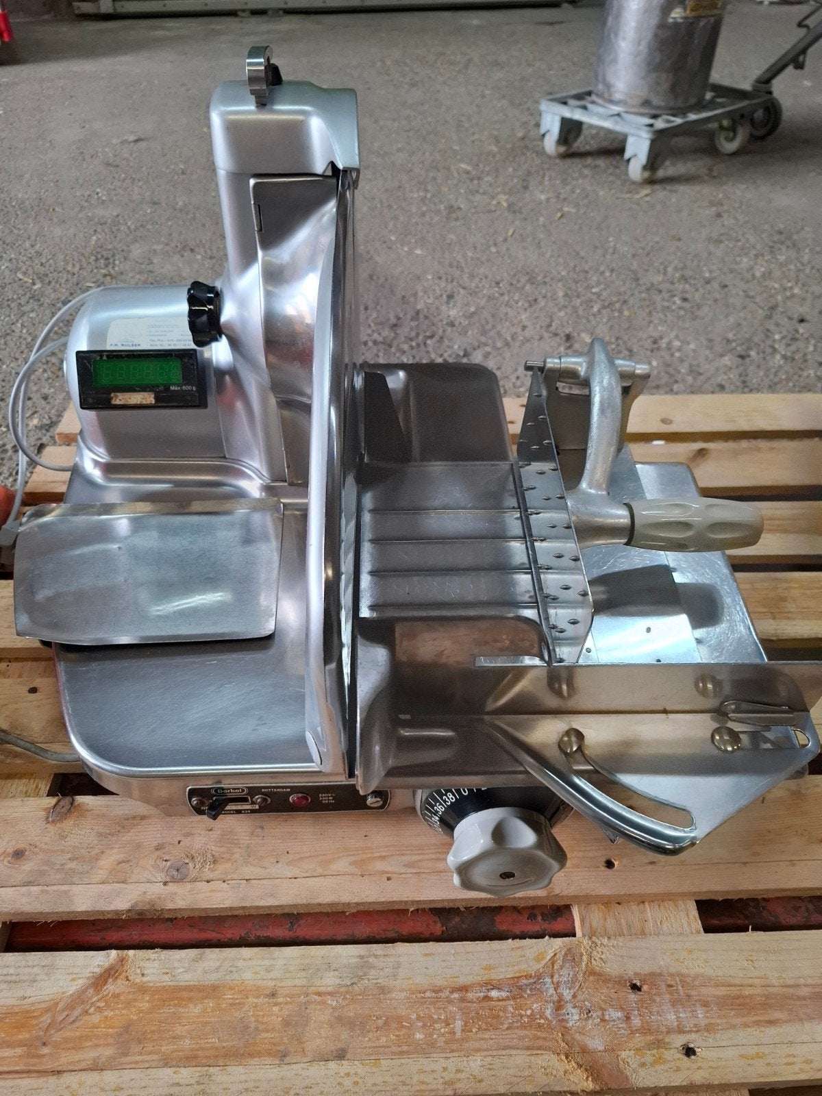 Berkel snijmachine Model 834, Ophalen, Gebruikt