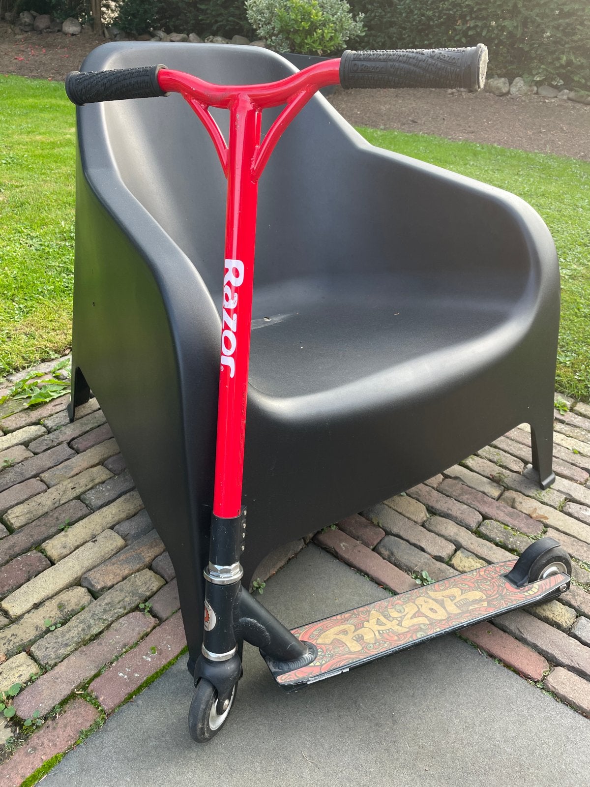 Razor Beast V6 Stuntstep - Rood/Zwart, Ophalen, Gebruikt, Gewone step