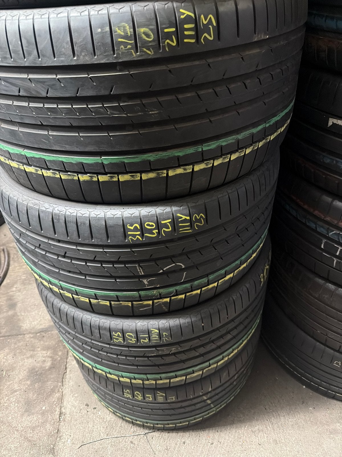 Continental 315/40 R21 111Y, Ophalen, Nieuw, 21 inch, Band(en)